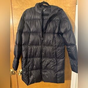 Women’s Eddie Bauer Luna peak down Parka size large